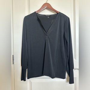 Banana Republic Mixed Media V-Neck Crepe Black Top - Size XS